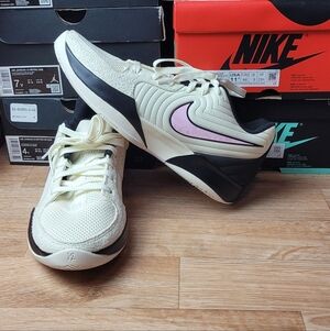 Nike Women's Cream and Pink Athletic Shoes